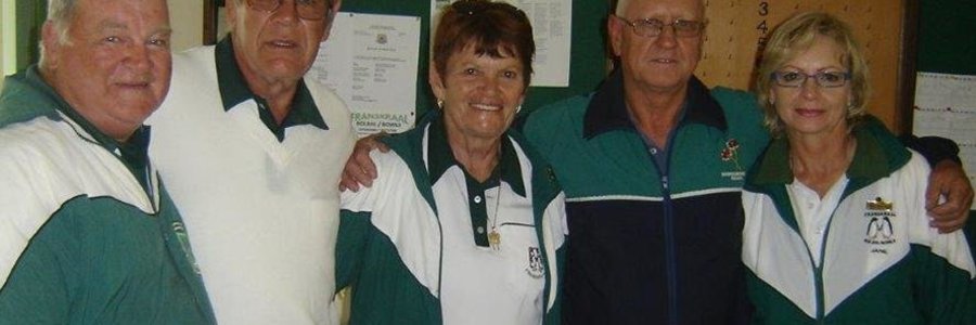 Johan Fick, Tommie van Niekerk, Marie Pretorius, President van RSE Gert Visser en Jane de Villiers